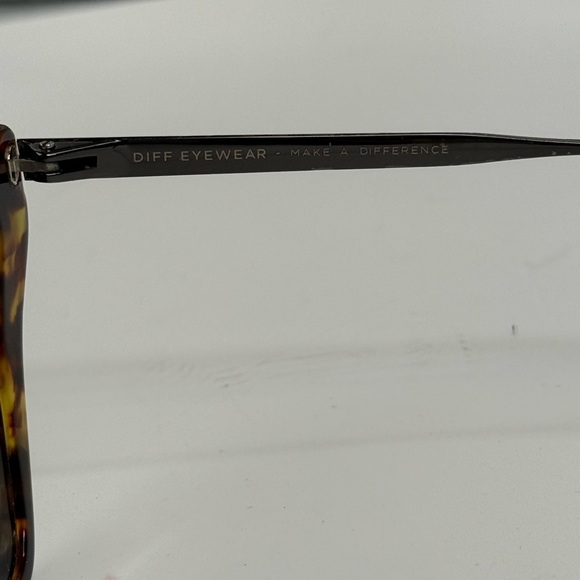 Diff Eyewear Tortoise Cat-Eye Sunglasses with Gray Lenses main image 5